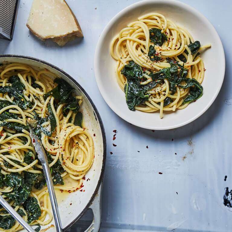 Pasta with kale, garlic and parmesan