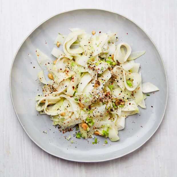 Kohlrabi ‘noodle’ salad