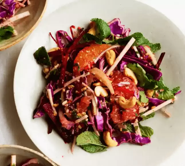 Citrus and cashew nut salad (with winter veg)